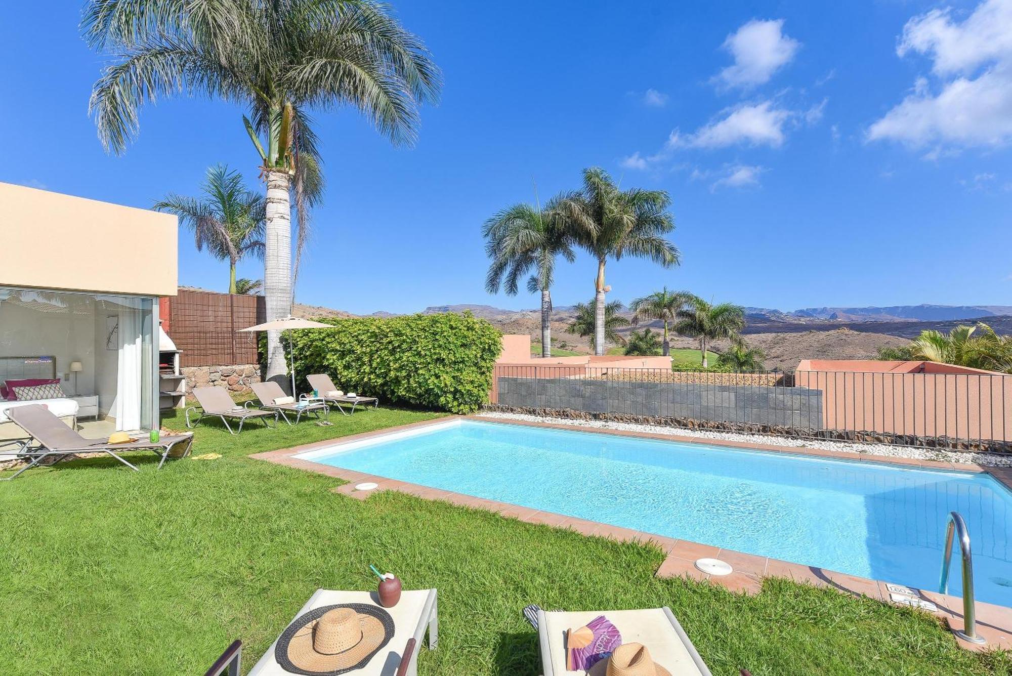 Villa Salobre Golf Siete Luxury Retreat In Gran Canaria Private Outdoor Heatable Pool Bbq Facilities Shaded Outdoor Dining Area Salobre, *