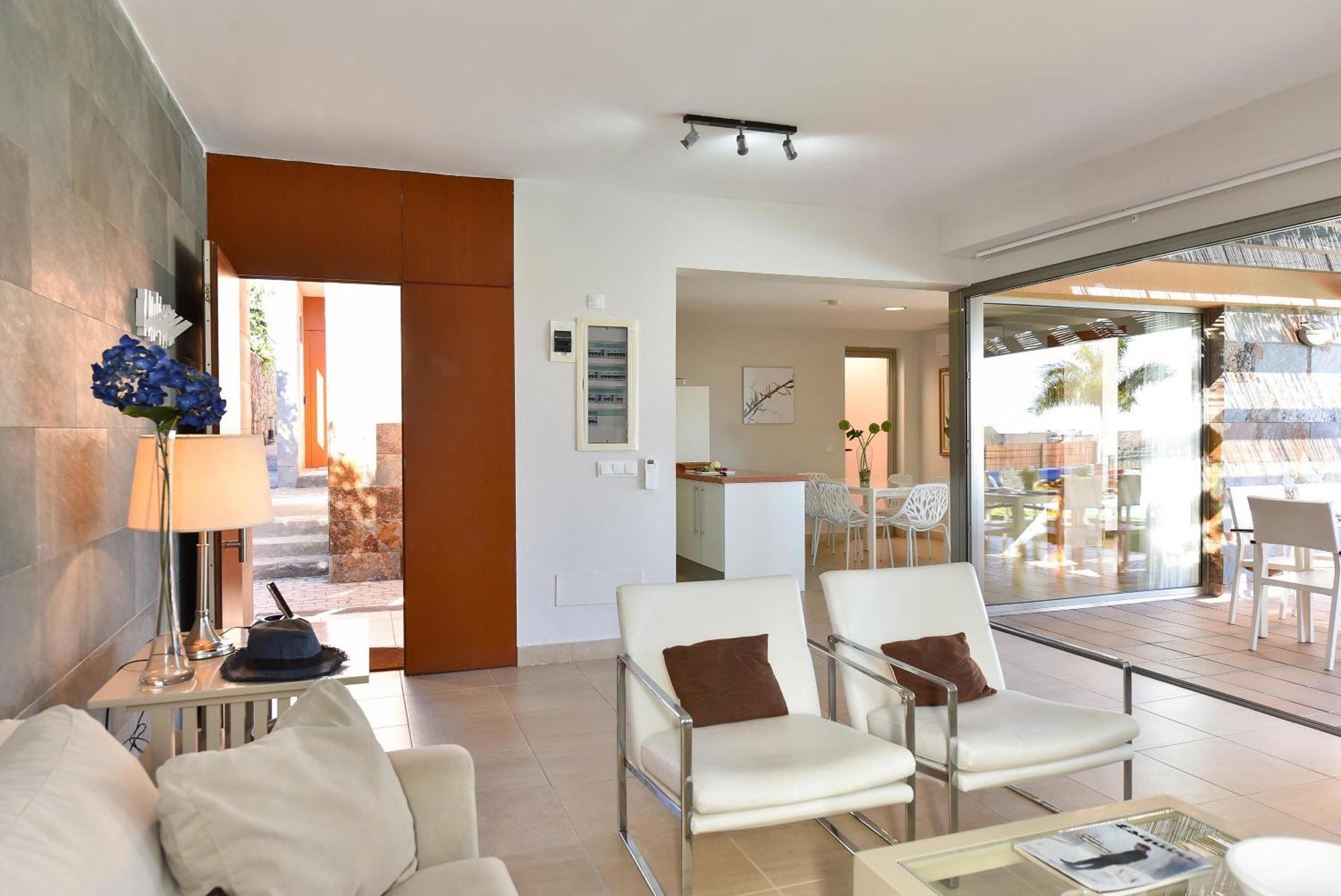 Villa Salobre Golf Siete Luxury Retreat In Gran Canaria Private Outdoor Heatable Pool Bbq Facilities Shaded Outdoor Dining Area Salobre,