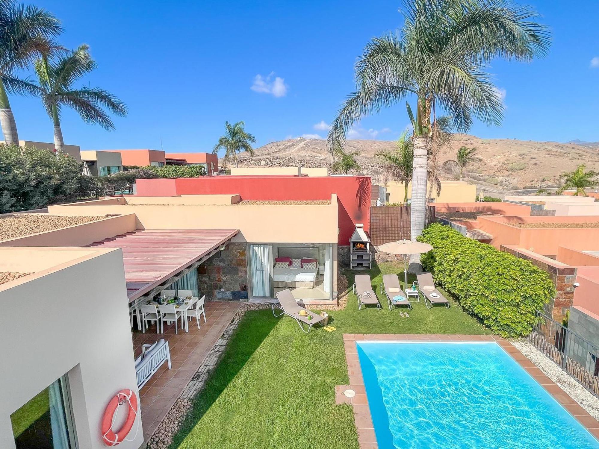 Villa Salobre Golf Siete Luxury Retreat In Gran Canaria Private Outdoor Heatable Pool Bbq Facilities Shaded Outdoor Dining Area Salobre, Las Palmas de Gran Canaria