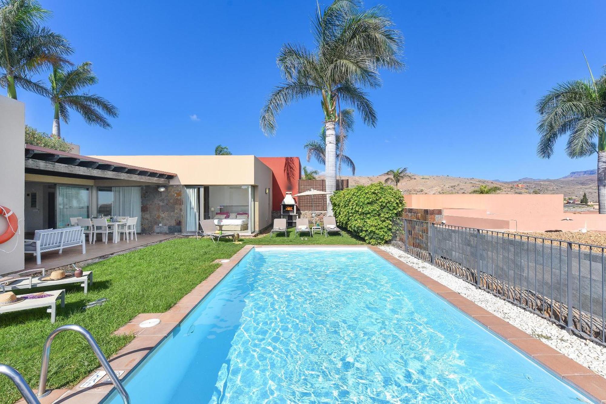Salobre Golf Siete Luxury Retreat In Gran Canaria Private Outdoor Heatable Pool Bbq Facilities Shaded Outdoor Dining Area Salobre, *